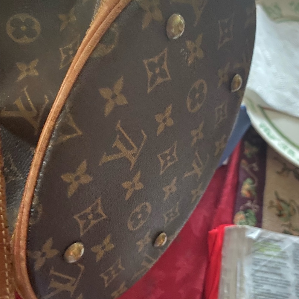 Louis Vuitton bucket shoulder bag used - Picture 7 of 16